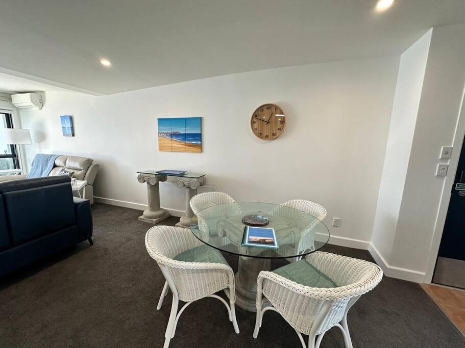 Luxury Beach Escape - 6 Adams Ave Mt Maunganui 芒格努伊山 外观 照片